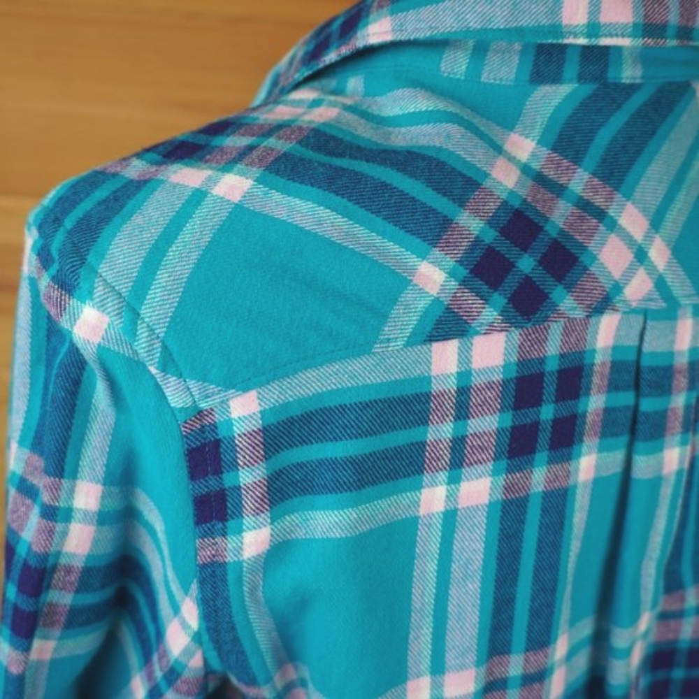 Woolrich Teal and Pink Plaid Shirt Size‎ Medium - Picture 7 of 9